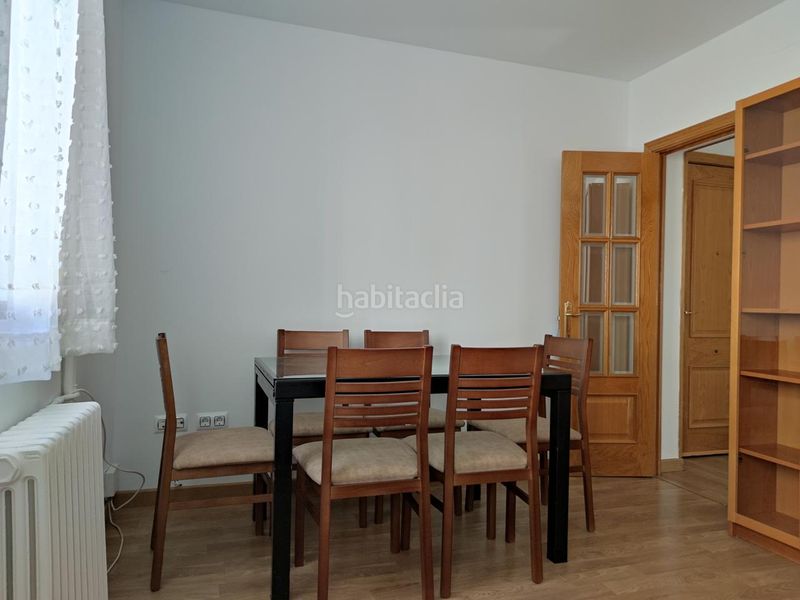 Foto 0a5f72bd-9bab-4daa-9fa1-1febfe152eff. Rent flat with heating parking in Centro Ávila
