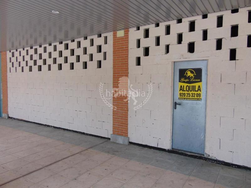 Foto 24074dc2-8e17-4a5c-8f57-201c0dba7262. Location local commercial dans Sónsoles Ávila