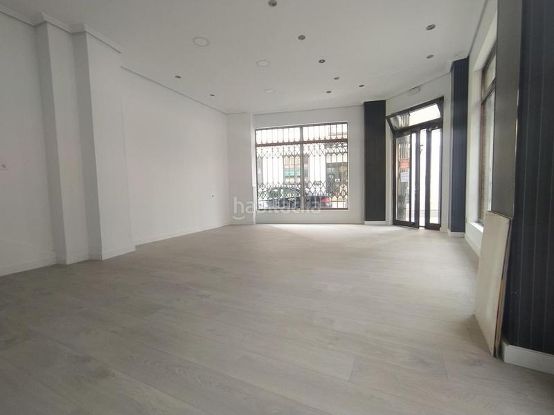 Foto a9988fa8-8d20-4c85-a81f-c0b69c887e39. Lloguer local comercial a Centro Ávila
