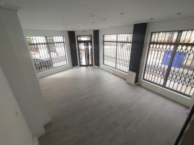 Foto c5a2cee9-be06-4cfc-9ceb-2a5c4c4cbb7c. Lloguer local comercial a Centro Ávila