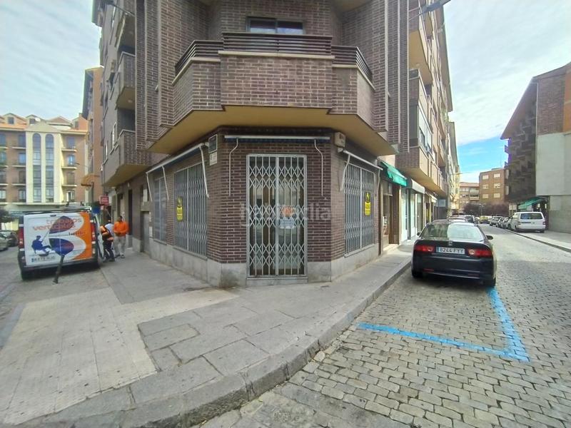 Foto f63bf053-d65f-4334-b1eb-b10317bb89b7. Lloguer local comercial a Centro Ávila