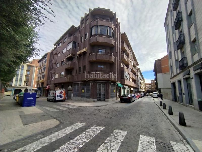 Foto a4a7b792-fdaf-4363-8832-aa5d015c6387. Affitto locale commerciale in Centro Ávila