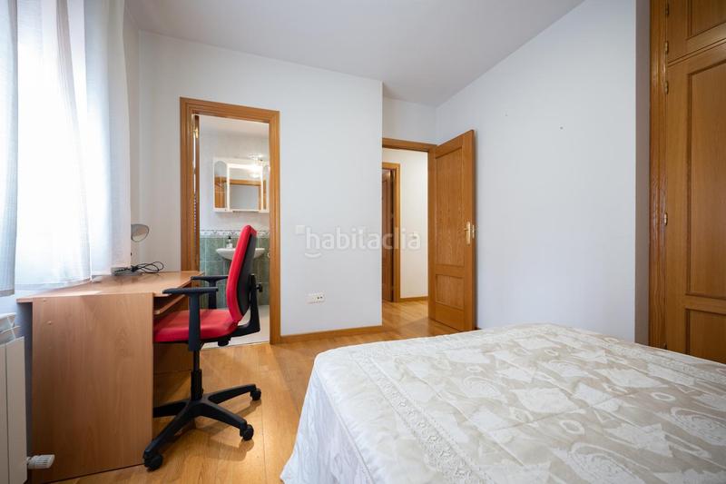 Foto 938680dc-a0ad-48b1-86e3-57ad5835386c. Location appartement avec chauffage parking piscine dans Ávila