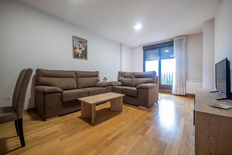 Foto 2d7e542f-8808-4afd-b623-5e0bbf9502d1. Miete etagenwohnung mit heizung parking pool in Hervencias Altas - El Pinar Ávila