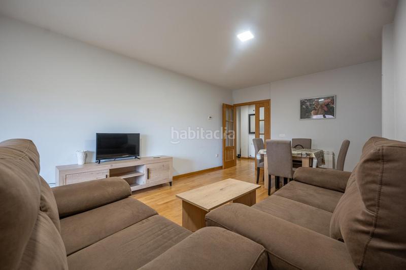 Foto f8bd16fd-12ae-4c37-8e01-1ec4857873e5. Miete etagenwohnung mit heizung parking pool in Hervencias Altas - El Pinar Ávila