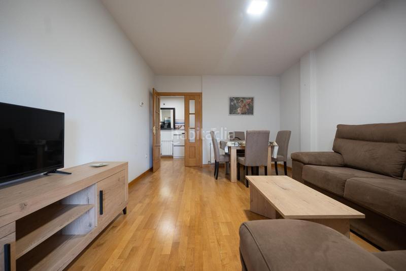 Foto 17e45a3a-fb8f-46fc-a2d6-0ec26ec0ff32. Rent flat with heating parking pool in Hervencias Altas - El Pinar Ávila