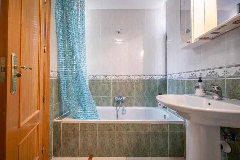 Foto 384246ab-764b-48dc-bcdb-dfacfcde02d5. Rent flat with heating parking pool in Hervencias Altas - El Pinar Ávila