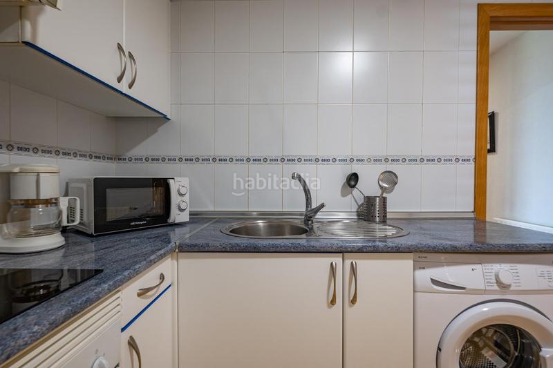 Foto e413b076-ef17-4535-89a0-46fdafb3e97f. Alquiler piso alquiler en urbanizacion privada con piscina y pista de padel. en Ávila