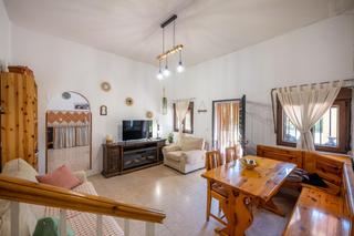 Maison  Del ferrocarril. Chalet independiente con 4 hab. y con  placas solares en dehesa