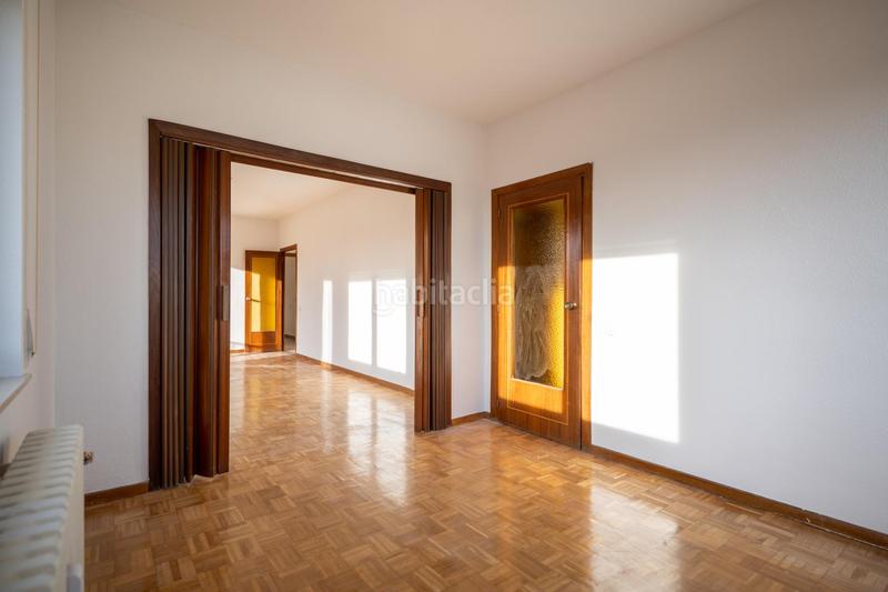 Foto 06d5d368-a06c-422f-abc1-4e8cdbf9e385. Pis amb calefacció aparcament a Murallas Ávila