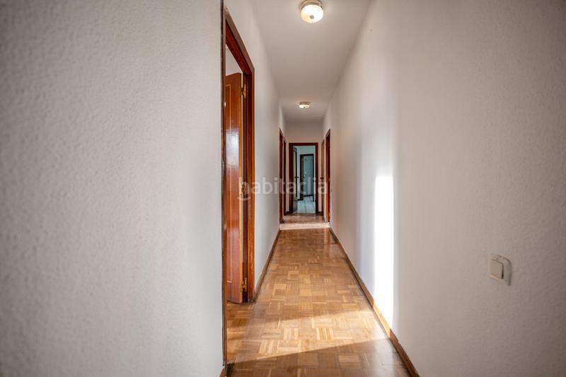 Foto 93e6ebc4-8818-4e75-b960-966d2ff9f840. Pis amb calefacció aparcament a Murallas Ávila