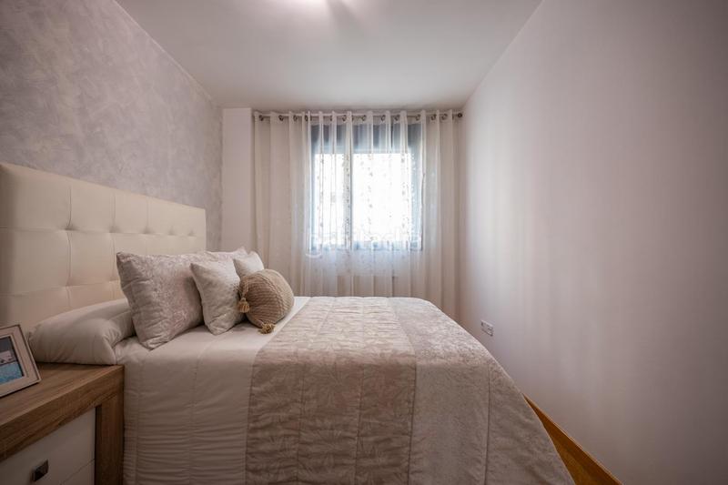 Foto 1159a537-8d15-4540-a401-6e224ab5541e. Flat with heating parking pool in Universidad Ávila