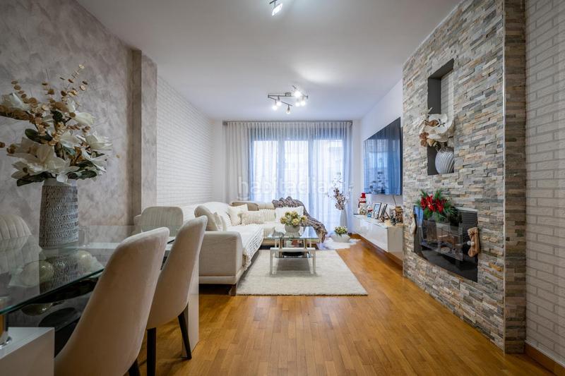 Foto 8f8e65d1-7d8d-4d5f-8fb1-e42bf99fc30f. Flat with heating parking pool in Universidad Ávila