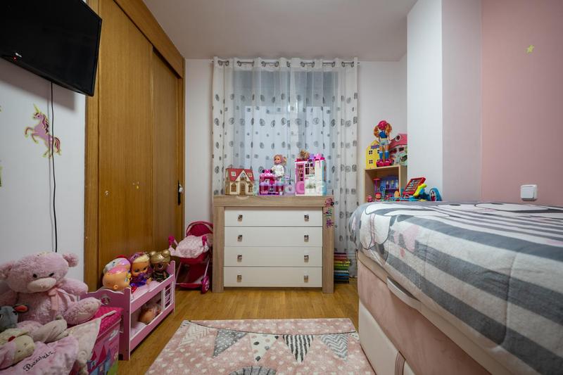 Foto 90b08d92-e2da-4b35-aaba-4a35107ab52f. Flat with heating parking pool in Universidad Ávila