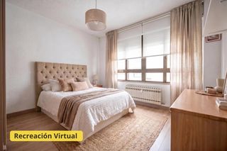 Ground floor  Batalla de teruel. Amplia vivienda con patio cerca del paseo de la estación