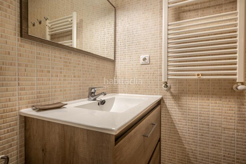 Foto 9086910e-70e5-4d38-ac81-97b15aa929d3. Piso para entrar a vivir piso con garaje y trastero en la zona sonsoles en Ávila