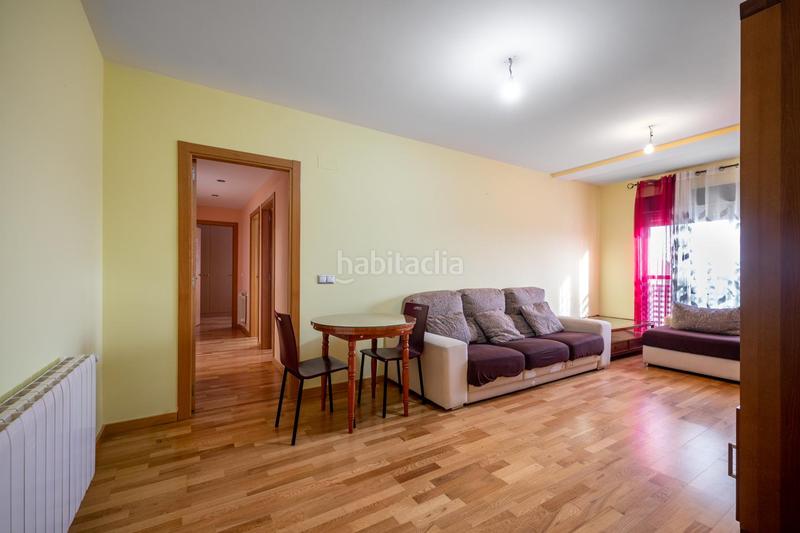 Foto af35cb33-5470-4ed9-9d01-b43bde825e0a. Piso para entrar a vivir piso con garaje y trastero en la zona sonsoles en Ávila