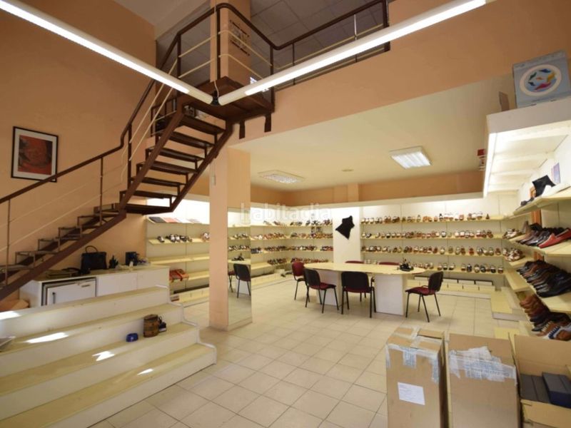 Local Comercial  Calle doctor alberto de armas. Oportunidad de negocio en santa cruz!