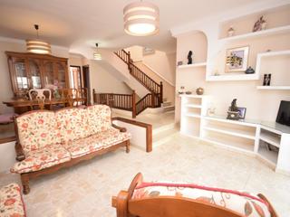 Casa adossada a Vistabella - Villa Benítez - Ballester. Gran oportunidad en vistabella! chalet adosado con gran potencia