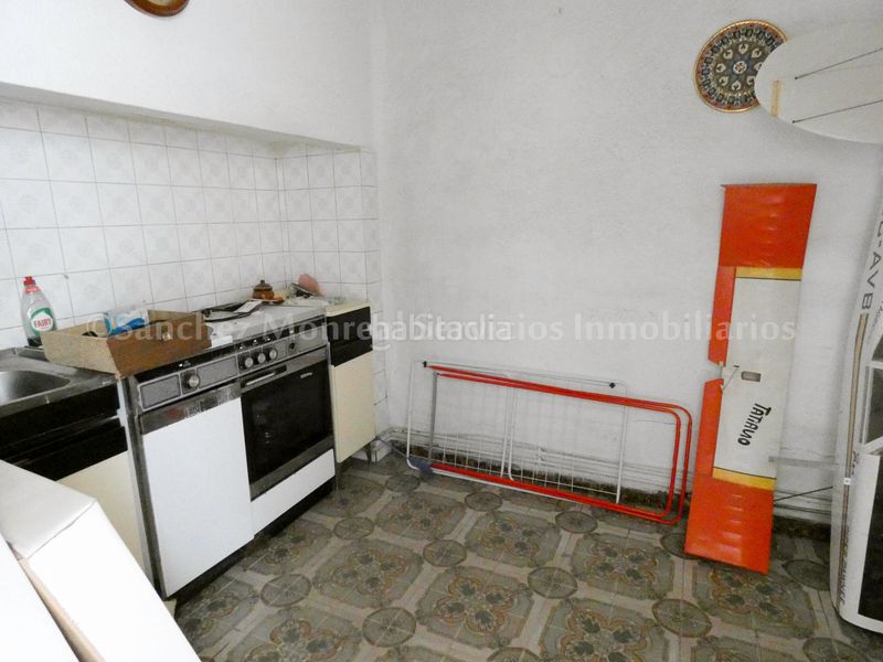 Foto 5ad2155a-bacb-4f5c-bd9d-6cac91a47cd1. Casa en plaza arenal 20d en Alcázar de San Juan