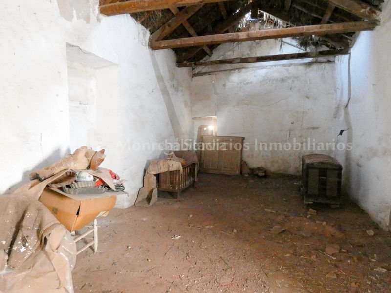 Foto a7113d53-f05d-4a58-8332-a0239ec06cbd. Casa en plaza arenal 20d en Alcázar de San Juan