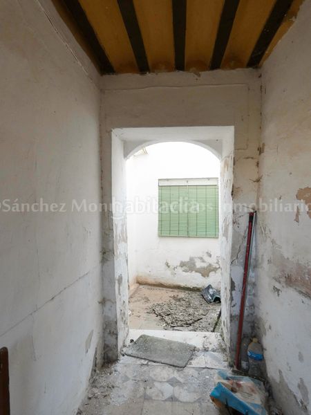 Foto c44ff933-2080-4182-b8d2-da4e1bd79ea2. Casa en plaza arenal 20d en Alcázar de San Juan