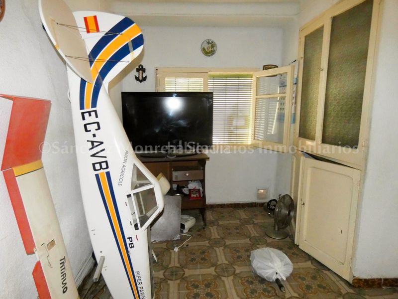 Foto cf550686-ce23-43d8-95c8-84563fb9e2f8. Casa en plaza arenal 20d en Alcázar de San Juan