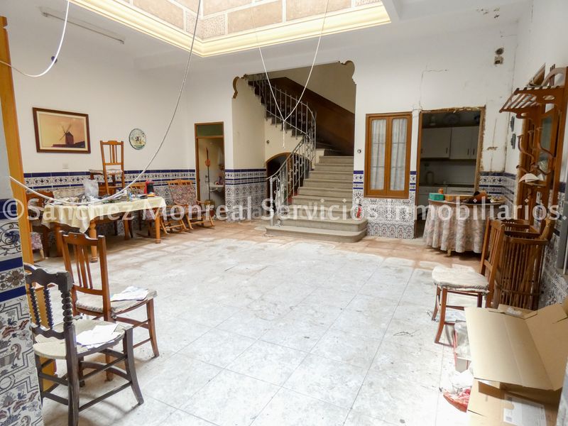 Foto 292a6c6b-c31a-4cbe-b559-c5e9993511aa. Casa en Alcázar de San Juan