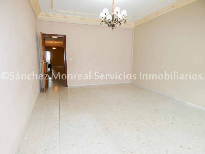 Foto 49020332-2127-4fbd-83c0-1466c1454b6a. Piso en Alcázar de San Juan