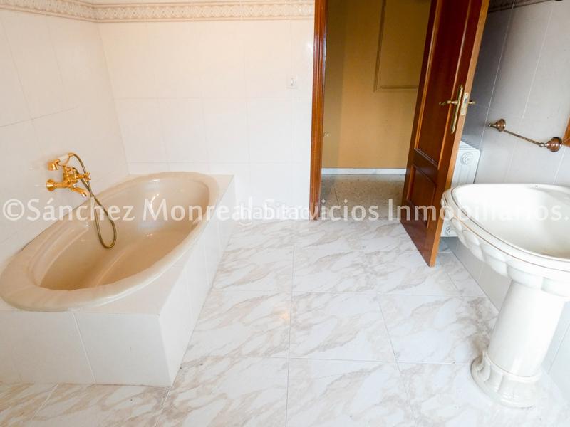 Foto 7453aa28-5ebc-4a73-b3fb-d5556bd21392. Piso en Alcázar de San Juan