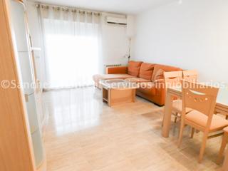 Appartement  Calle marqués de mudela. ----próximamente---- piso de 2 dormitorios, plaza de garaje y tr