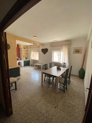 Miete Etagenwohnung  Calle montes