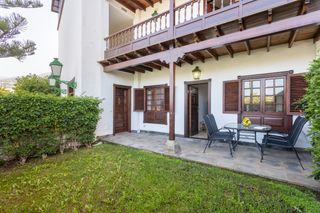 Apartament  Calle retama. Apartamento con jardín privado