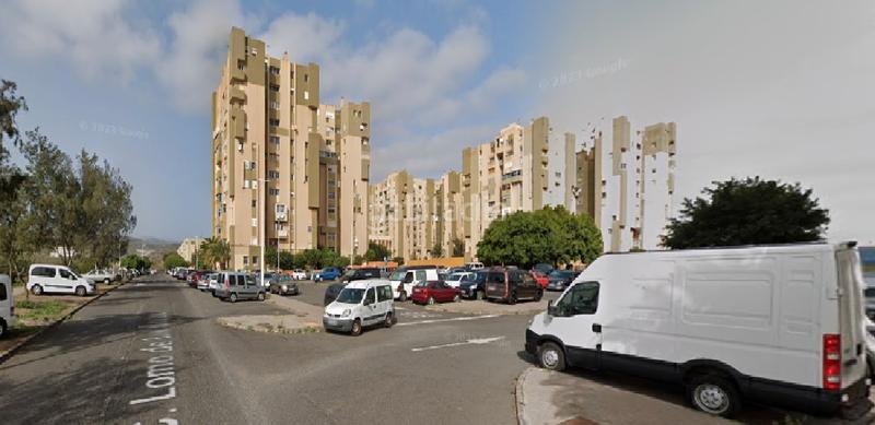 Foto f2e12d94-7ef2-48e6-a36b-71dbed98e76d. Piso en calle lomo de las brujas 3 en Jinamar Telde