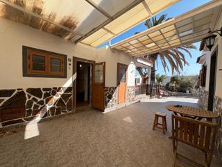 Masía  Calle antonio benítez galindo 88. ¡descubre esta encantadora casa rural en ingenio, en la tranquil