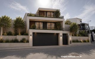 Terreno residencial en Calle escultor juan ja�n d�az 7