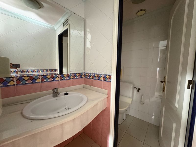 Foto 51cacb3c-e129-45d7-9e30-29f0245261c5. Location local commercial dans calle navarra 11 dans Telde