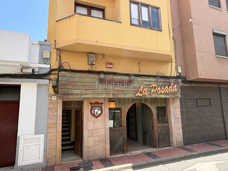 Foto eefef4e7-1086-4df6-ba61-5995d74142f5. Location local commercial dans calle navarra 11 dans Telde