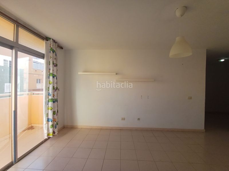 Foto 006094ca-a62b-4036-bb5b-fb9b848627bf. Appartamento in calle barcelona 72 in Carrizal Ingenio