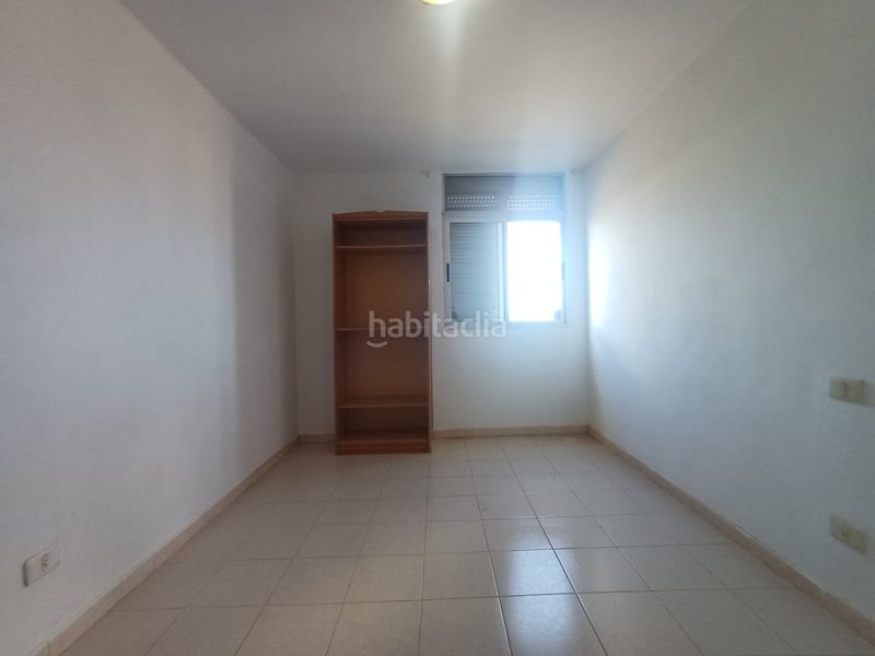 Foto 23cc82f1-8aee-4cba-8459-c7489314a7fb. Appartamento in calle barcelona 72 in Carrizal Ingenio
