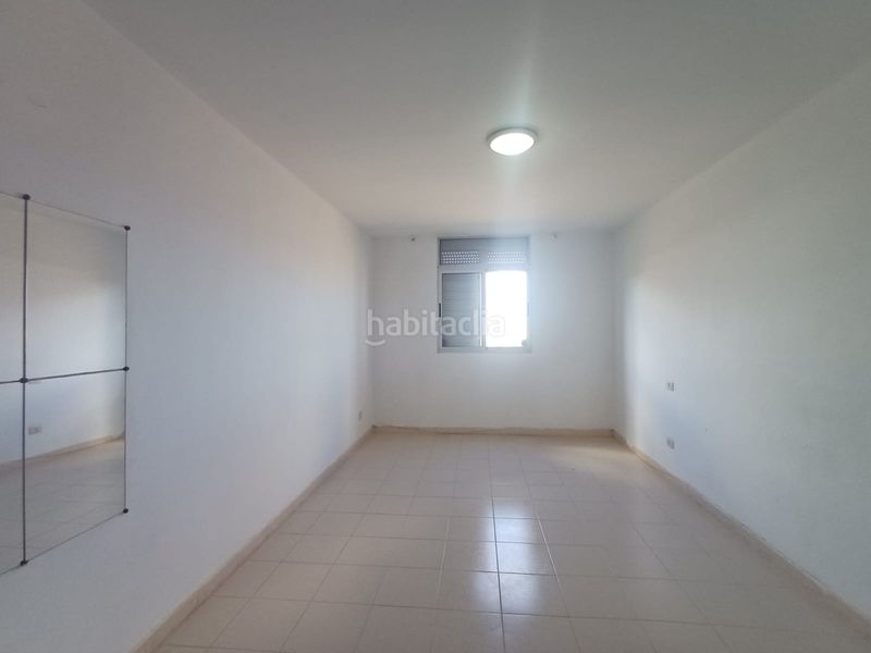 Foto 380868b9-0427-41c0-9f63-f7742198ddaa. Appartamento in calle barcelona 72 in Carrizal Ingenio
