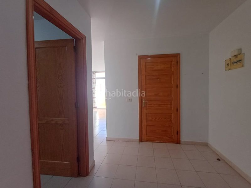 Foto 7ac1044e-ad06-4a4d-b518-4f252e191f7c. Appartamento in calle barcelona 72 in Carrizal Ingenio