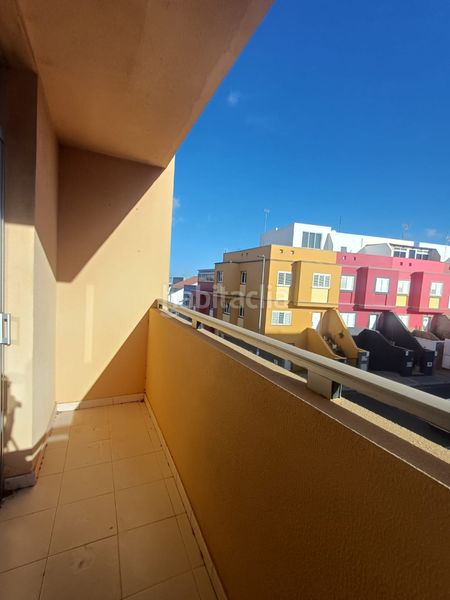 Foto 9d123b76-146a-4530-b777-d68a94ac1dd4. Appartamento in calle barcelona 72 in Carrizal Ingenio
