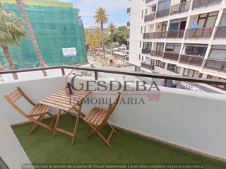 Lloguer Apartament a Calle del doctor ingram 8. Apartamento céntrico y reformado, con terraza y piscina