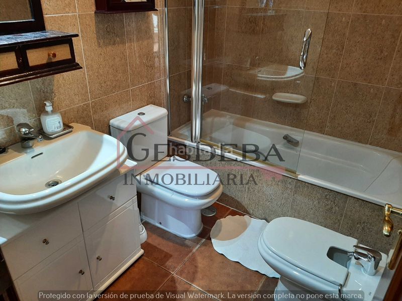 Foto 42c48ec3-b9c5-492b-9fcb-3c1cc4e3fbc3. Casa aparellada amb piscina a La Quinta Santa Úrsula