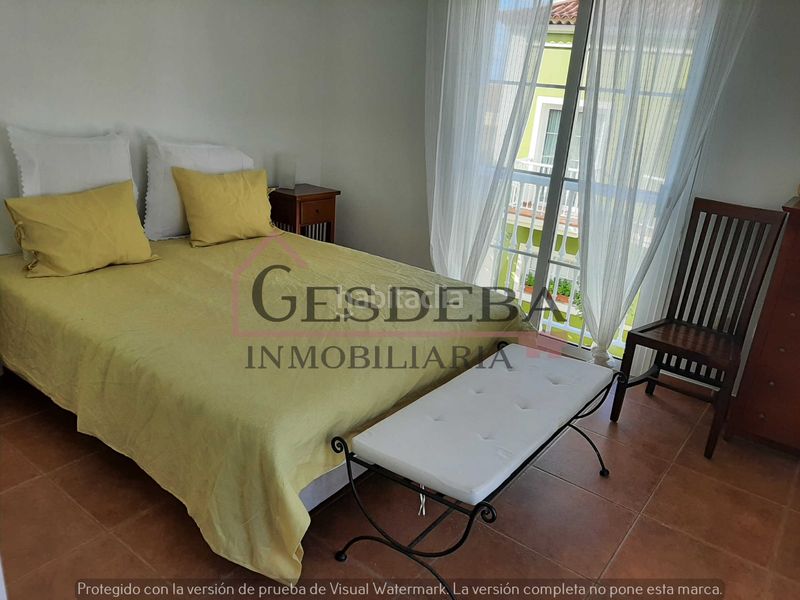 Foto 8fb2e8fa-f8c2-441d-99a5-0c659696ddf8. Casa aparellada amb piscina a La Quinta Santa Úrsula