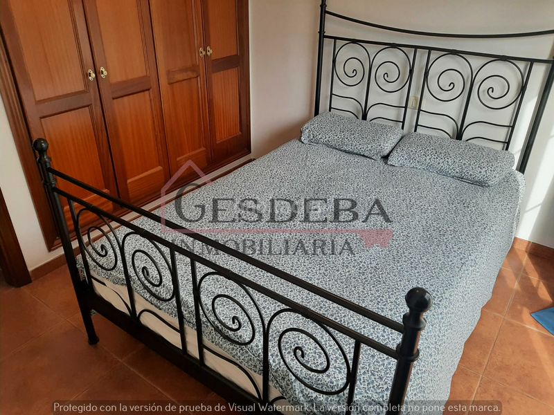 Foto f63bb32e-e306-4d63-83c6-2c6c64cf6cc1. Casa aparellada amb piscina a La Quinta Santa Úrsula