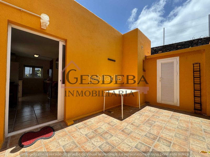 Foto 0f7ce131-5fee-42ff-8750-4ec635f66fe9. Xalet amb aparcament a Frontera