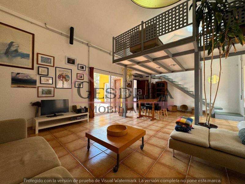 Foto aa9ca541-f79b-406f-b8b0-7a08304b57e8. Xalet amb aparcament a Frontera