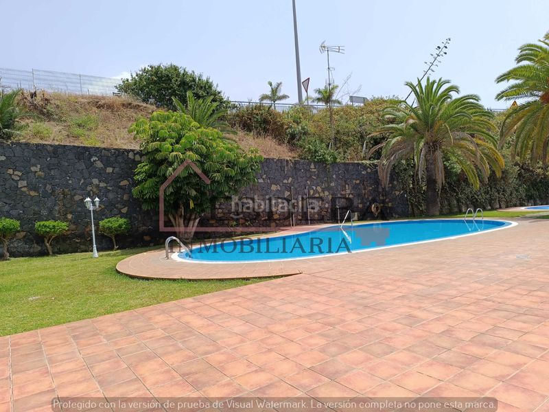 Foto 97977e86-5ccf-4455-9e50-d92827074d62. Casa aparellada amb aparcament piscina a La Quinta Santa Úrsula